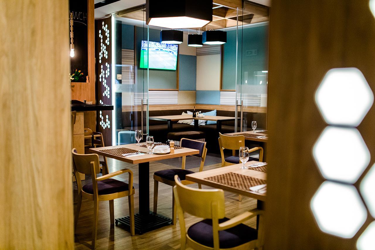 Bulwary Biznes Bed & Breakfast เมียเลส ภายนอก รูปภาพ