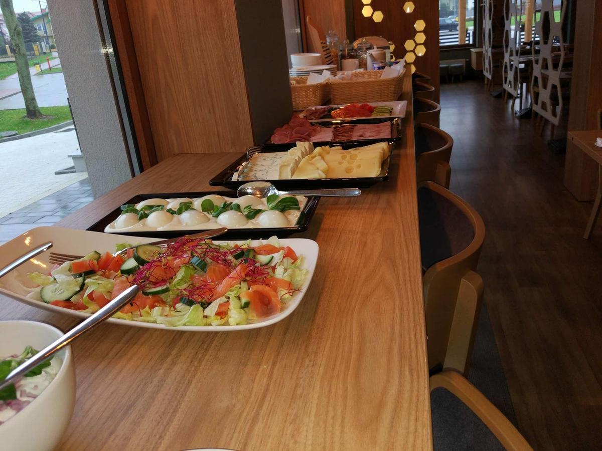 Bulwary Biznes Bed & Breakfast เมียเลส ภายนอก รูปภาพ